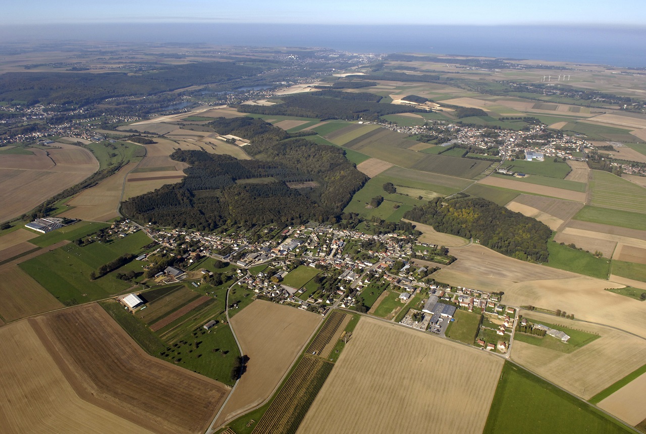 COMMUNE EMBREVILLE