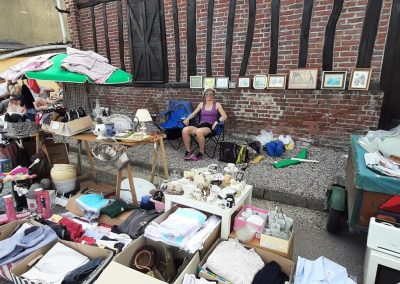 elle attire toujours du monde... cette brocante
