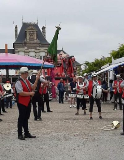 l'animation de la fête locale